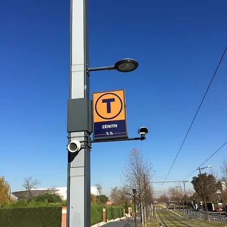 Premium Parking Tramway Wifi 아파트