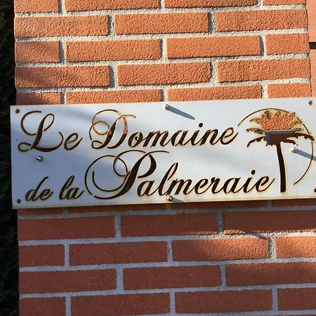 Premium Parking Tramway Wifi Apartman *