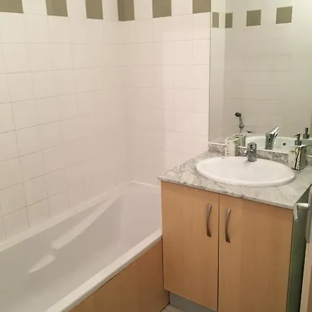 아파트 Premium Parking Tramway Wifi