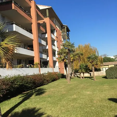 Premium Parking Tramway Wifi *