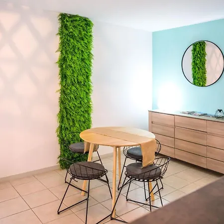 Premium Parking Tramway Wifi 아파트 *