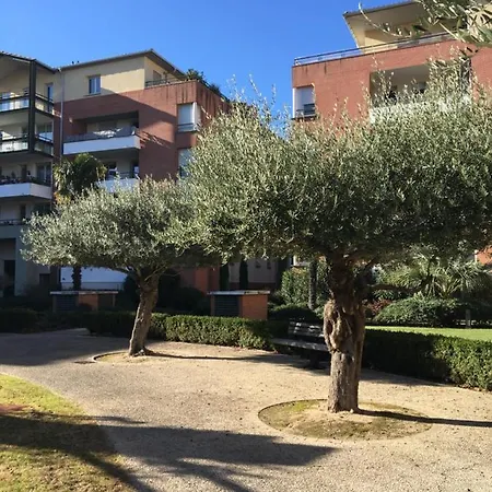 Premium Parking Tramway Wifi Toulouse