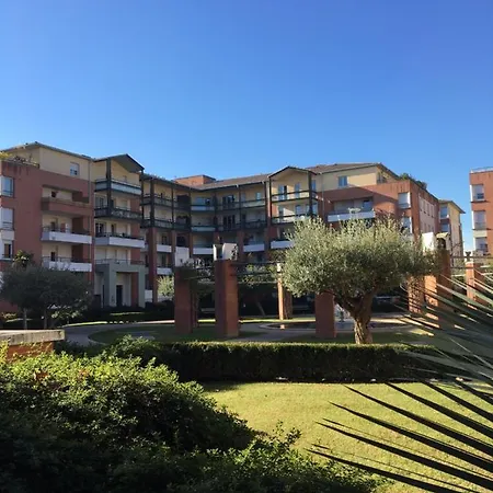 Premium Parking Tramway Wifi *