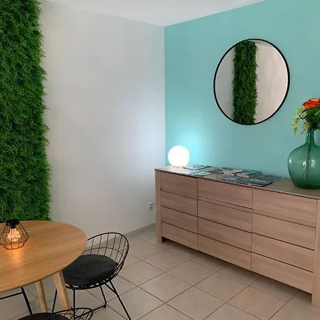 Appartement Premium Parking Tramway Wifi