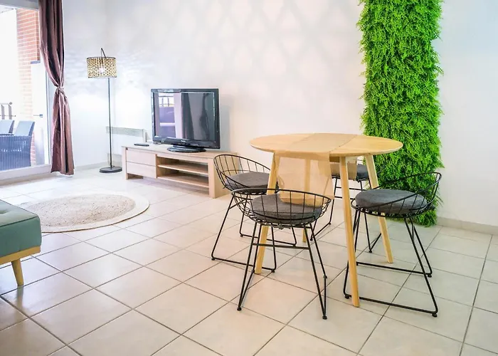 Premium Parking Tramway Wifi Apartament *